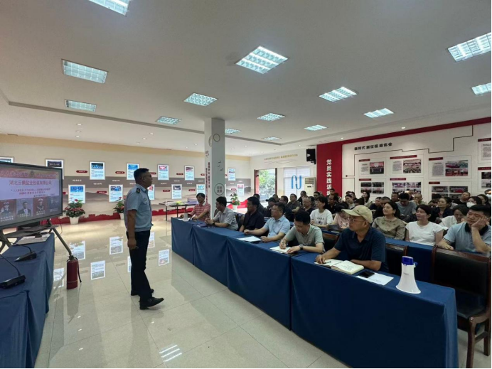 微信图片_20260617222452_199_2.png 云顶集团(中国区)有限公司 - 官方网站